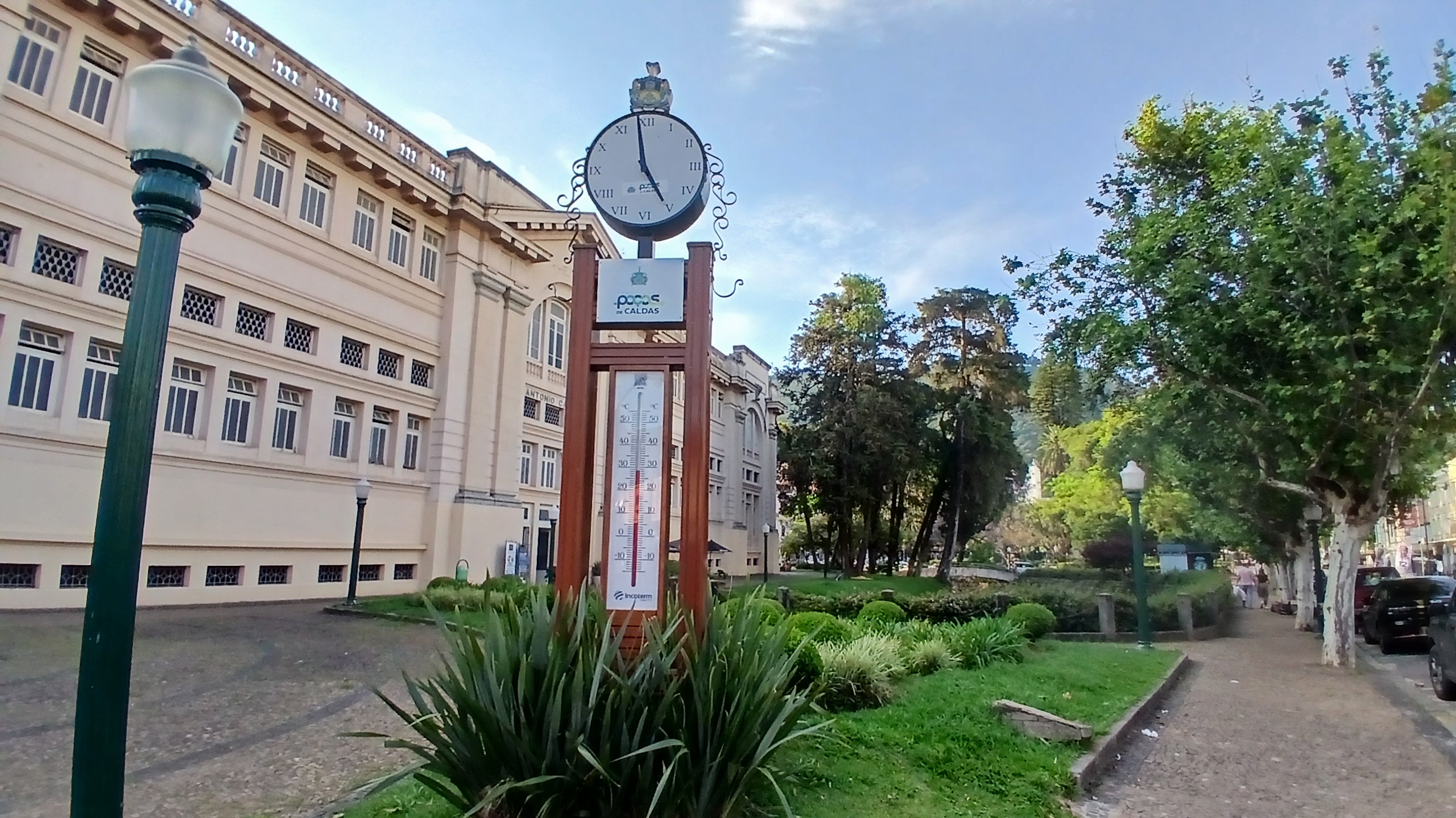 Programa de Proteção Radiológica (PPR) em Consultórios Odontológicos em Poços de Caldas e Sul de Minas